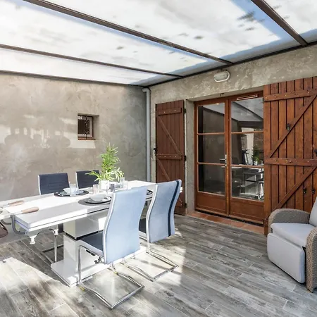 Tranquillite - Maison Climatisee Avec Jardin